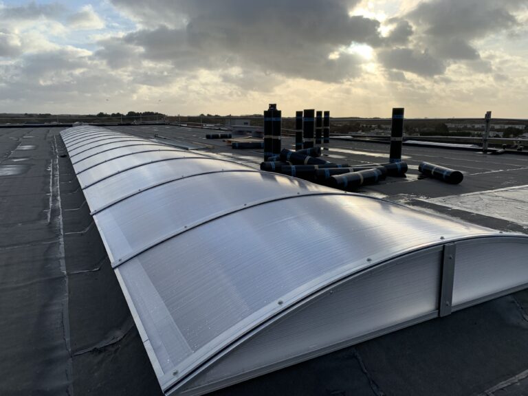 Distributiecentrum met plakdakkoepel 5000 mm