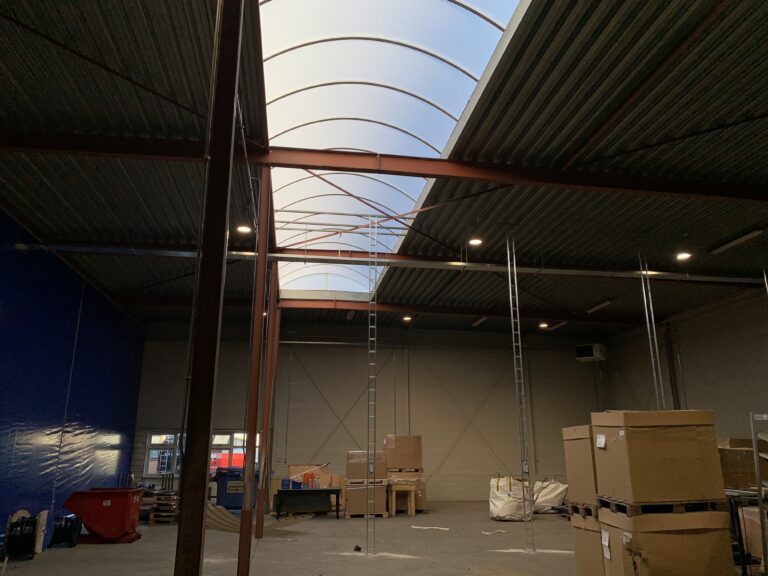 Productiehal lichtstraten